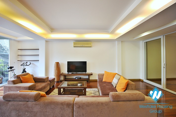 Lake view three bedrooms apartment for rent in Quang Khanh st, Tay Ho